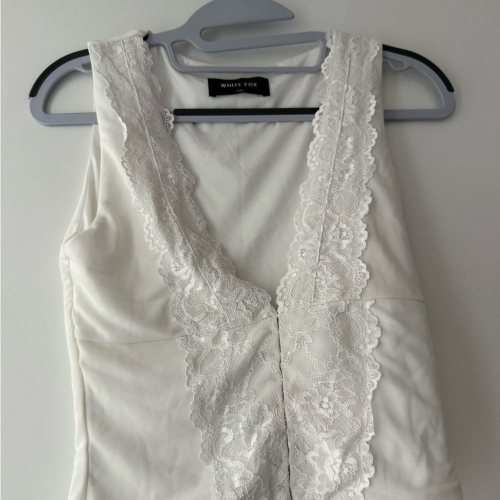 White Fox Boutique Elegant Cream Blouse